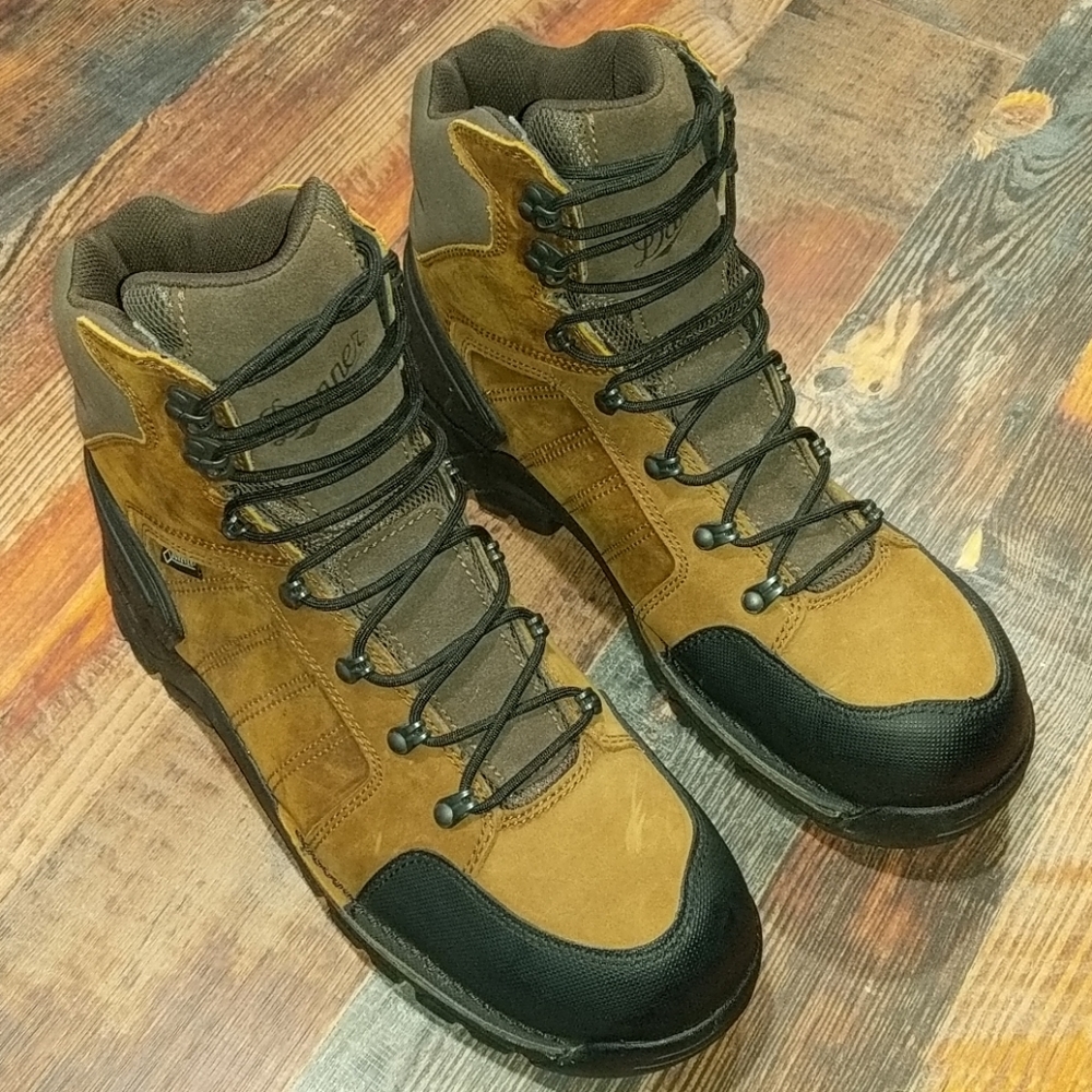 Men's Danner Gore-tex Steel Toe Hiking Boot